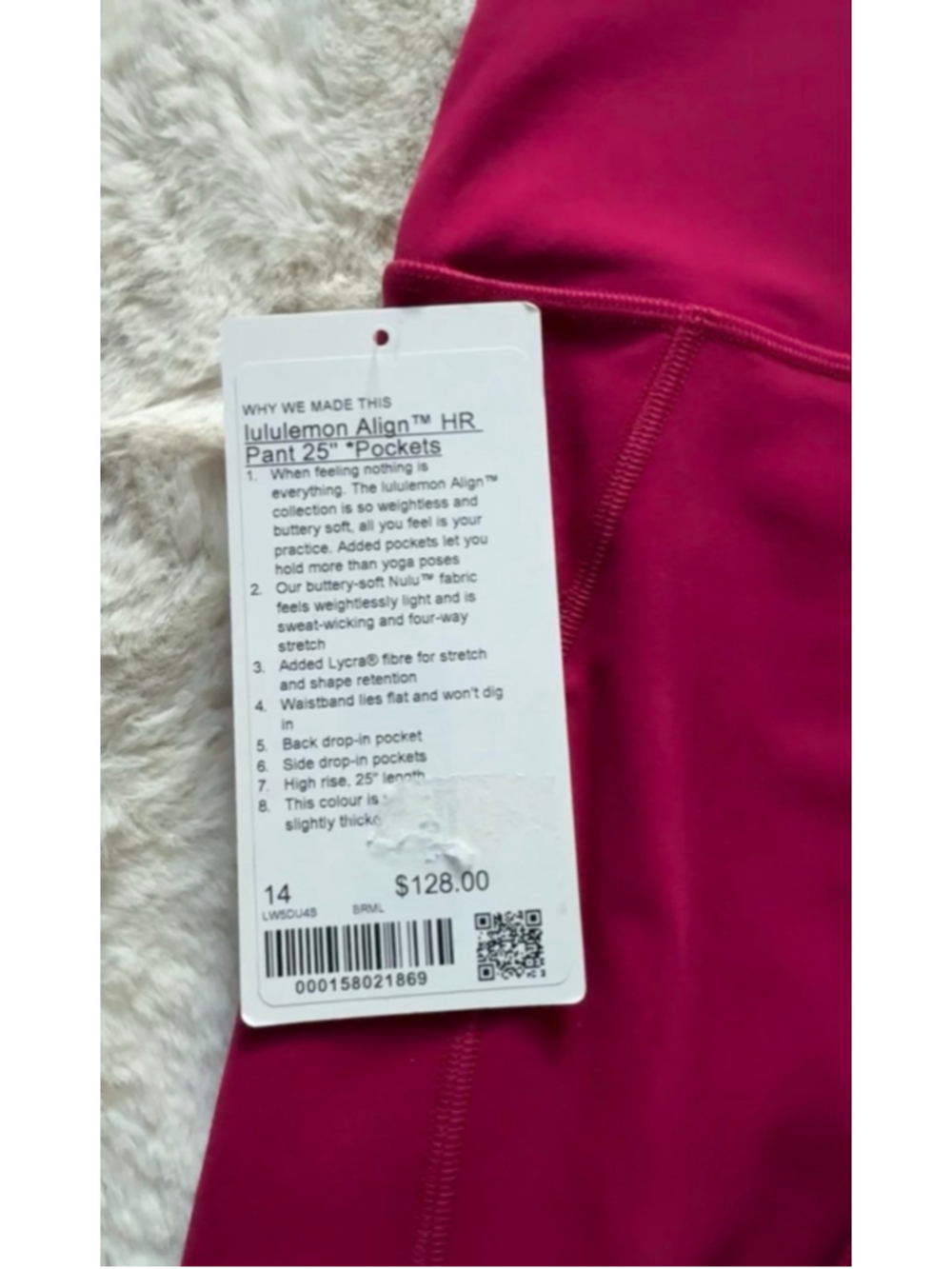 Size 14 lululemon Align ™ HR
Pant 25" *Pockets Berry rumble - Picture 2 of 4
